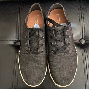 TOMS men sneakers